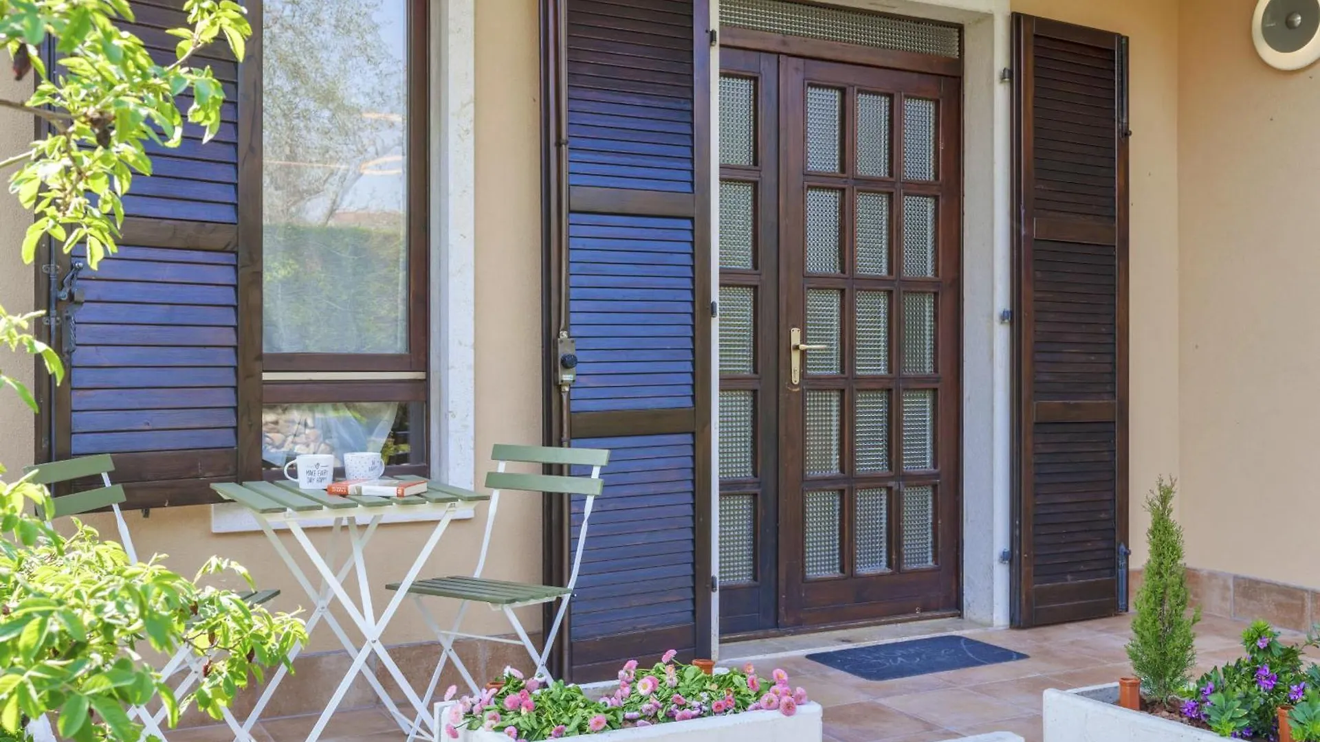 Emerald Apartment - Regarda Travel Bardolino
